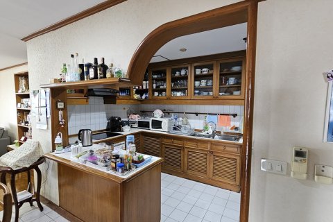 Condo à Watthana, Bangkok, Thaïlande, 3 chambres № 201112 - photo 6