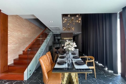 Villa in Hang Dong, Thailand 4 bedrooms № 154936 - photo 9