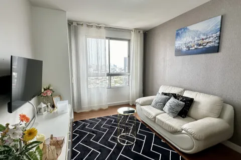 Студия в кондо в Клонг Тоэй, Бангкок, Таиланд № 154938 - фото 2