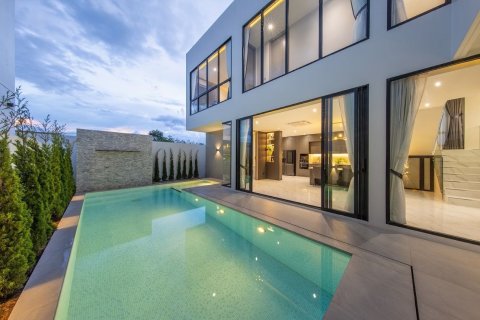 Duplex in Pattaya, Thailand 4 bedrooms № 167929 - photo 5