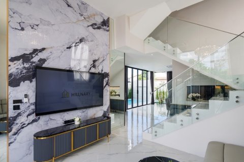 Duplex in Pattaya, Thailand 4 bedrooms № 167929 - photo 6