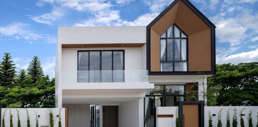 Duplex in Pattaya, Thailand 4 bedrooms № 167929