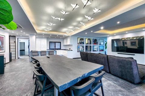 Condo in Pattaya, Thailand, 2 bedrooms  № 151177 - photo 3