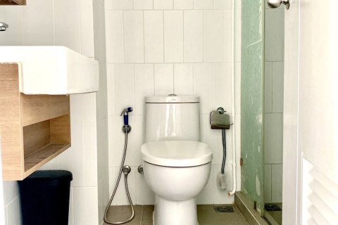 Студия в кондо в Клонг Тоэй, Бангкок, Таиланд № 151176 - фото 3