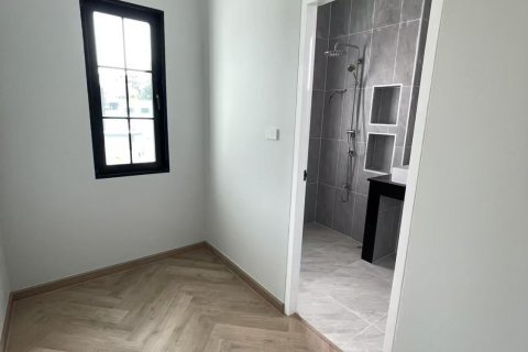 House in Chiang Mai, Thailand 4 bedrooms № 151178 - photo 21