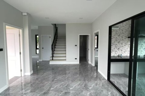 House in Chiang Mai, Thailand 4 bedrooms № 151178 - photo 11