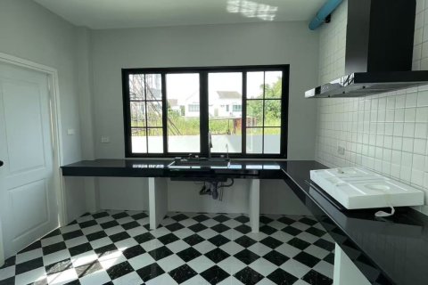 House in Chiang Mai, Thailand 4 bedrooms № 151178 - photo 13