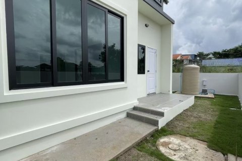 House in Chiang Mai, Thailand 4 bedrooms № 151178 - photo 10