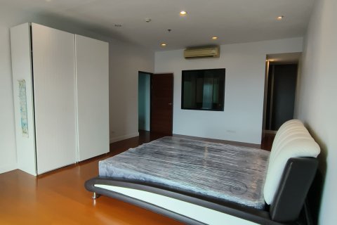 Condo in Pattaya, Thailand, 3 bedrooms  № 151175 - photo 8