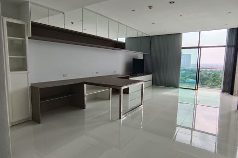 Condo in Pattaya, Thailand, 3 bedrooms  № 151175 - photo 1
