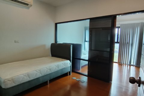 Condo in Pattaya, Thailand, 3 bedrooms  № 151175 - photo 9
