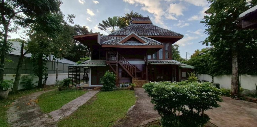 Дом в Чиангмае, Таиланд с 7 спальнями  № 151180