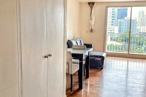 Condo in Bangkok, Thailand, 1 bedroom № 116954 - photo 3