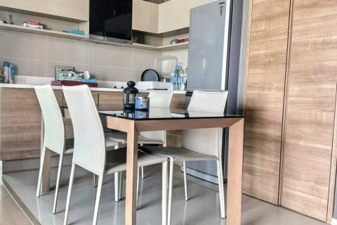 Condo in Bangkok, Thailand, 2 bedrooms № 116955 - photo 5