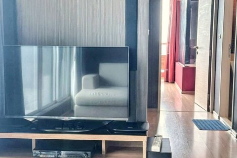 Condo in Bangkok, Thailand, 2 bedrooms № 116955 - photo 8