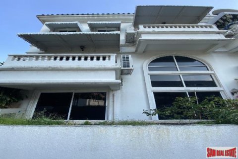 บ้านในกรุงเทพฯ, ประเทศไทย 4 ห้องนอน № 203183