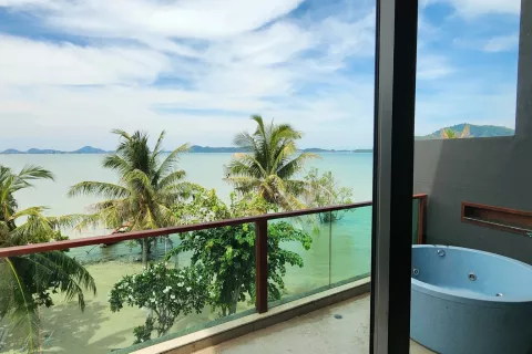 Duplex in Phuket, Thailand 3 bedrooms № 136422 - photo 4