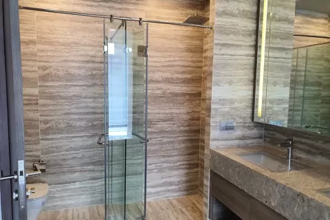 Condo in Watthana, Bangkok, Thailand, 2 bedrooms № 136426 - photo 21