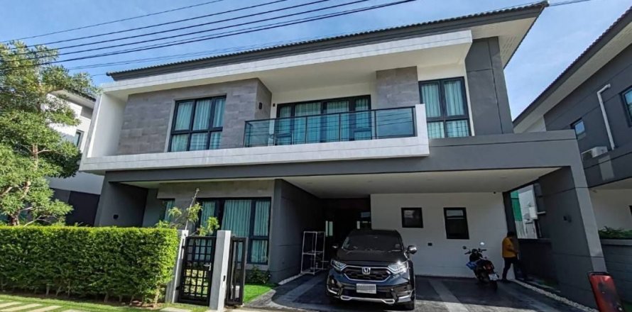House in Bang Kaeo, Thailand 4 bedrooms № 136423