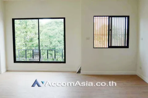 บ้านในพระโขนง, กรุงเทพฯ, ประเทศไทย 4 ห้องนอน № 214808