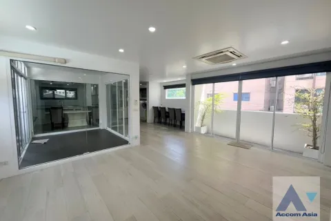 บ้านในวัฒนา, กรุงเทพฯ, ประเทศไทย 3 ห้องนอน № 214810