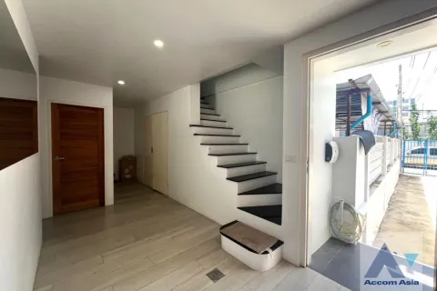 Haus in Watthana, Bangkok, Thailand 3 Schlafzimmer № 214810 - Foto 19