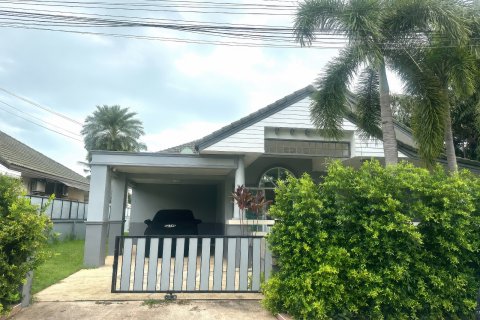 House in Pattaya, Thailand 3 bedrooms № 209818