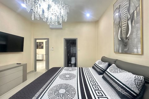 House in Pattaya, Thailand 3 bedrooms № 209818 - photo 29