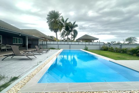 House in Pattaya, Thailand 3 bedrooms № 209818 - photo 7