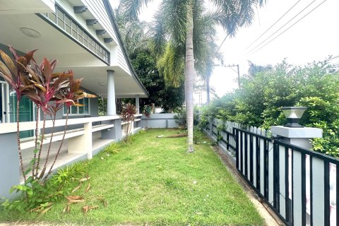 House in Pattaya, Thailand 3 bedrooms № 209818 - photo 4