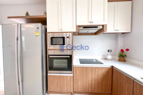 House in Pattaya, Thailand 3 bedrooms № 196165 - photo 12