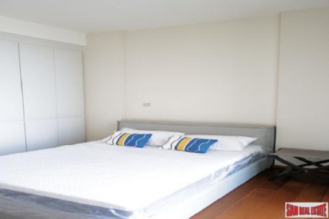 Apartment in Bangkok, Thailand 2 bedrooms № 194477 - photo 3