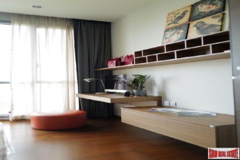 Apartment in Bangkok, Thailand 2 bedrooms № 194477 - photo 4
