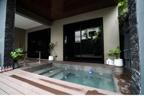 Дом в Бангкоке, Таиланд с 4 спальнями  № 154364 - фото 4