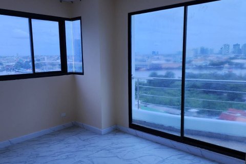 Condo in Bang Kho Laem, Bangkok, Thailand, 2 bedrooms  № 154365 - photo 4