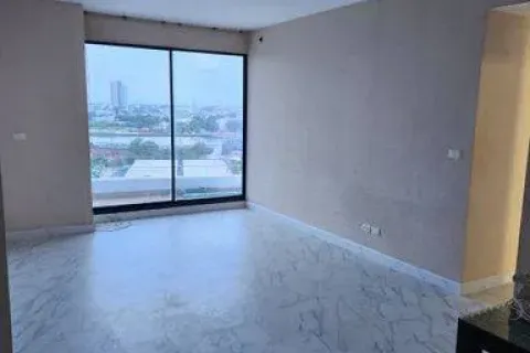 Condo in Bang Kho Laem, Bangkok, Thailand, 2 bedrooms  № 154365 - photo 2