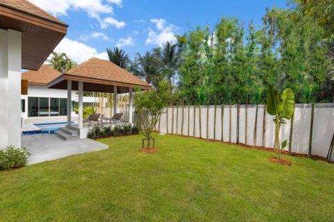 Villa in Rawai, Thailand 4 bedrooms № 119541 - photo 8