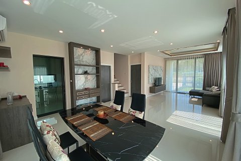 Villa à Hua Hin, Thaïlande 3 chambres № 168641 - photo 8