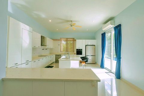 Villa in Hua Hin, Thailand 3 bedrooms № 168642 - photo 19