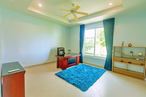 Villa in Hua Hin, Thailand 3 bedrooms № 168642 - photo 30
