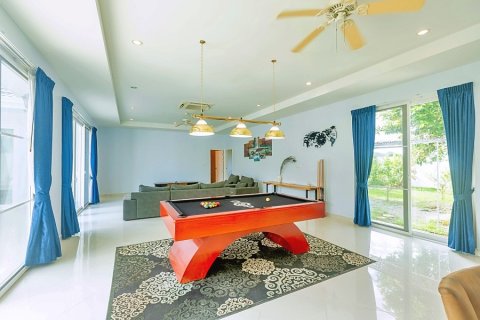 Villa in Hua Hin, Thailand 3 bedrooms № 168642 - photo 23