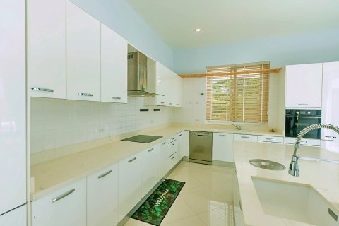 Villa in Hua Hin, Thailand 3 bedrooms № 168642 - photo 21