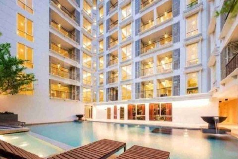Condo in Bangkok, Thailand, 2 bedrooms № 183217 - photo 6
