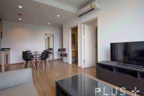 Condo in Bangkok, Thailand, 2 bedrooms № 183218 - photo 13