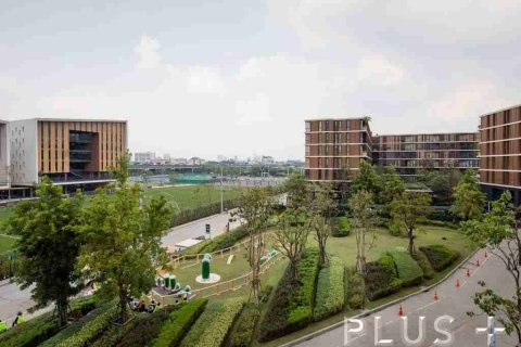 Condo in Bangkok, Thailand, 2 bedrooms № 183218 - photo 11