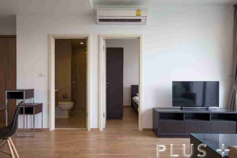 Condo in Bangkok, Thailand, 2 bedrooms № 183218 - photo 16