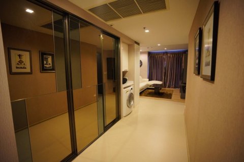 Кондоминиум с 2 спальнями в Ваттхане, Бангкок, Таиланд № 136233 - фото 21