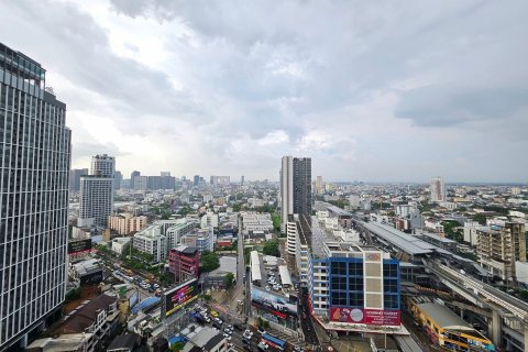 Studio dans le Condo à Chatuchak, Bangkok, Thaïlande  № 136236 - photo 8
