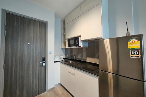 Studio dans le Condo à Chatuchak, Bangkok, Thaïlande  № 136236 - photo 10