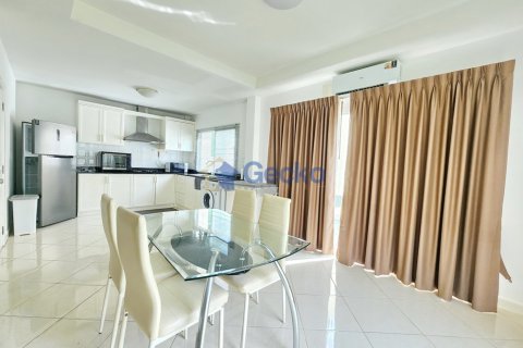Casa de 3 dormitorios en Pattaya, Tailandia № 209464 - foto 8